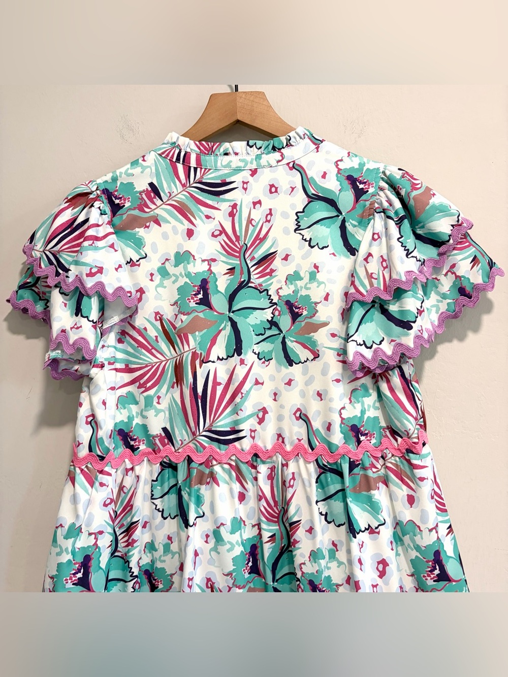 Entro Ruffle Short Sleeve Floral Ric Rac Trim Dress - Picture 11 of 12